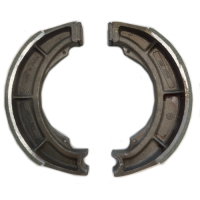 Suzuki 500T  - 2 Mâchoires Arrière - Garniture Standard - Mâchoires Largeur 30mm, Garniture Neuve Epaisseur 4mm. Prestation de Garnissage sur vos Anciennes Pieces.