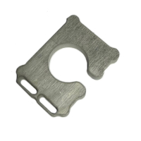 Cale Sinpar de Réhausse pour Support Moteur pour Renault R4 4L à Moteur Cléon 956 ou 1108cc. Côté Gauche ou Droit. Aluminium. Epaisseur 8mm. Avec Oreilles Anti-Perte. V2.0.