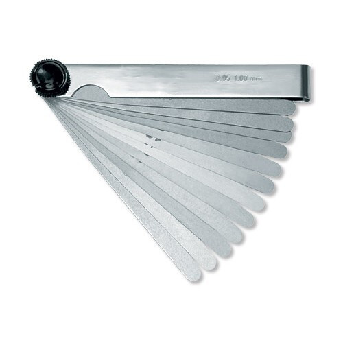 Set of thickness gauge for Renault R4 4L or Renault Estafette. Adjusting the contacts set.